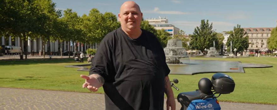 Gastro-Influencer testet Restaurants in seiner Heimat Wiesbaden