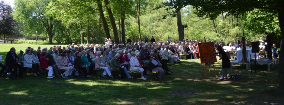 Kirchen laden zu Pfingsten ein