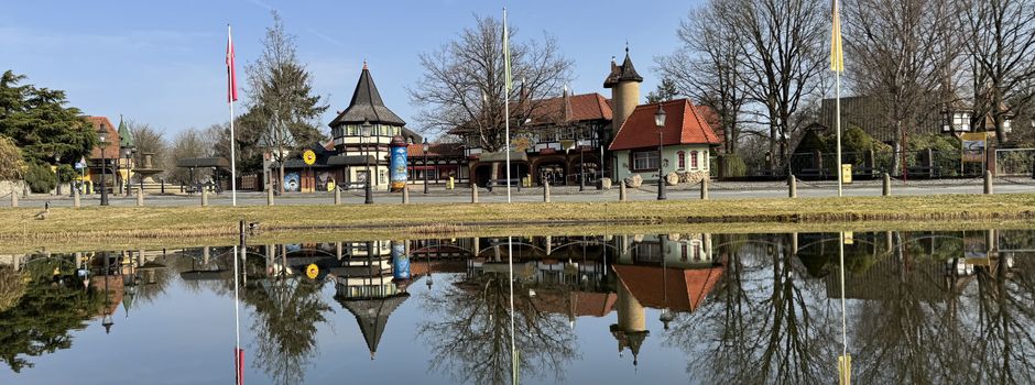 Zusammenstoß vor Heide-Park-Einfahrt – vier Personen verletzt