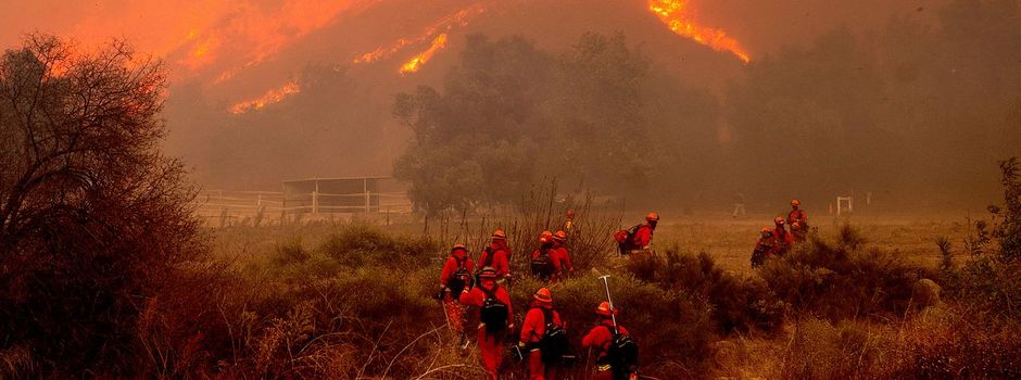 Waldbrand in Kalifornien zerstört zahlreiche Häuser