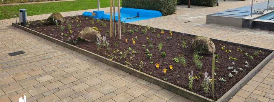 Frischer Glanz am Schwimmerbecken