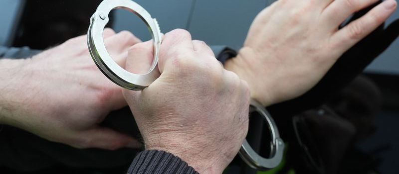 Mehr Angriffe auf Polizisten und Politiker