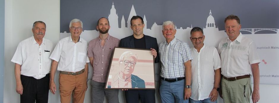 Mainzer Medienpreis: Kunstwerk an Stadt Mainz übergeben