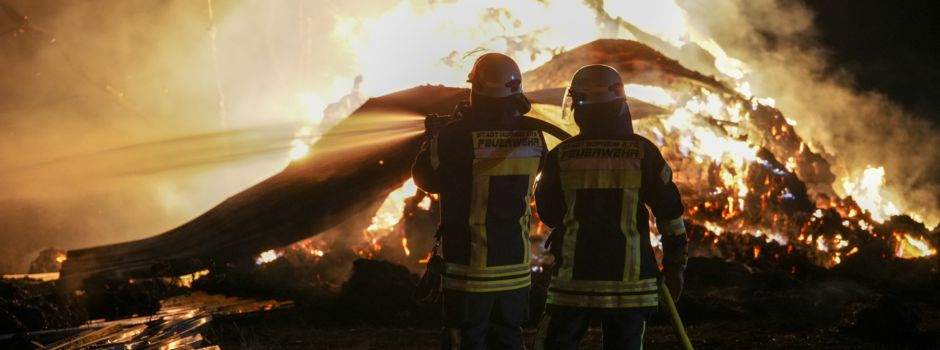 War es Brandstiftung? Kriminalpolizei ermittelt nach Großbrand bei Hofheim