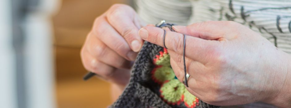Häkeln, Stricken, Sticken: Kreative Stunde in der Stadtbücherei
