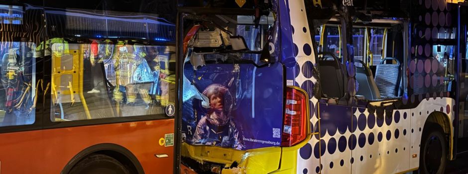 Verletzte nach Busunfall außer Lebensgefahr