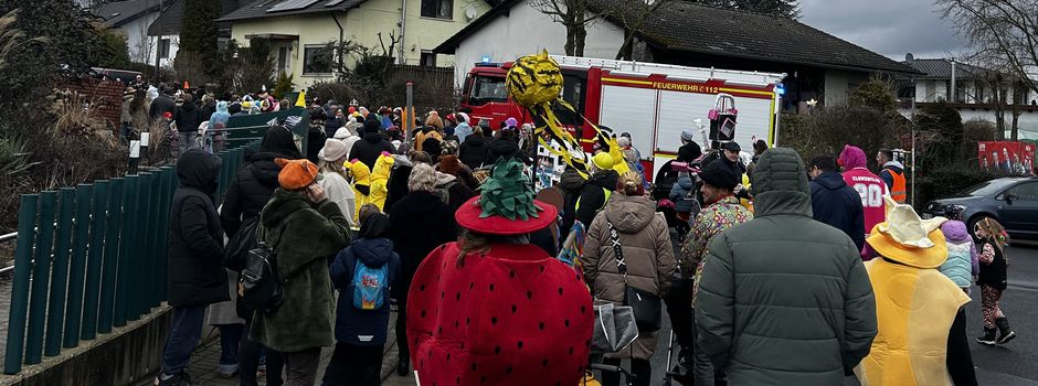 Bunter Schepperumzug begeistert Neuberg
