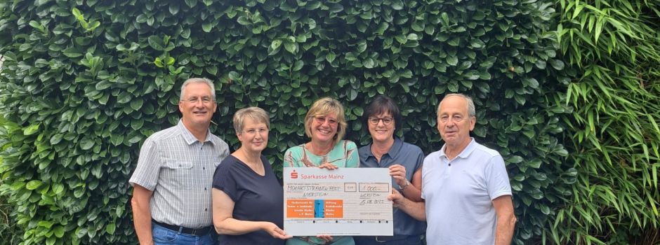Mozartstraßenfest in Nierstein und Spende an den Förderverein Tumor- und Leukämiekranke Kinder e.V. Mainz