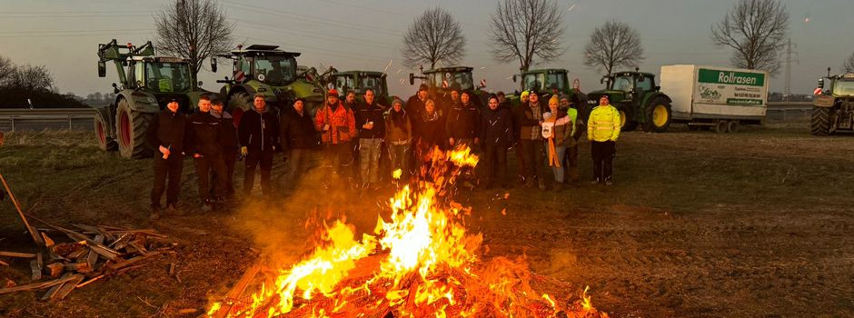 Landwirte demonstrierten mit Mahnfeuer