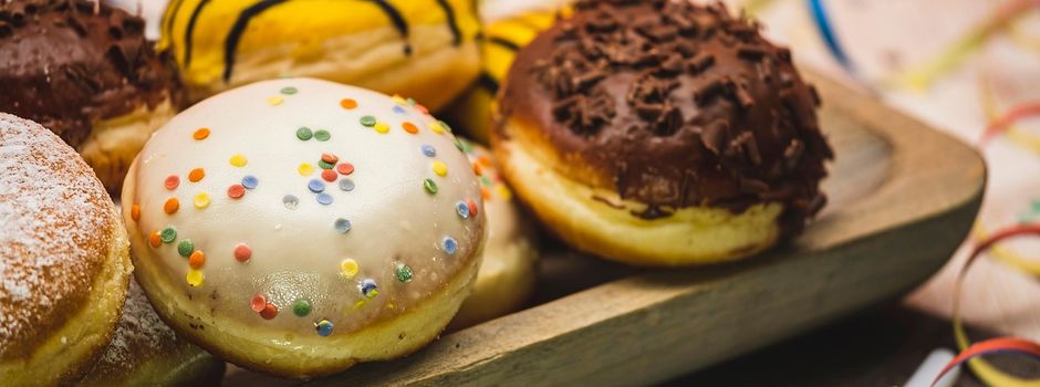 Kräppelverkauf am Faschingsumzug am Sonntag, 08.02.2026