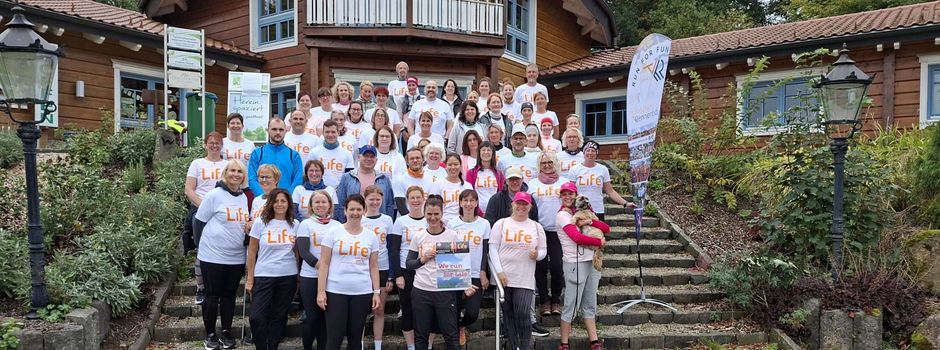 HellenhahnerINNEN bei Charity-Lauf für die Brustkrebsprävention