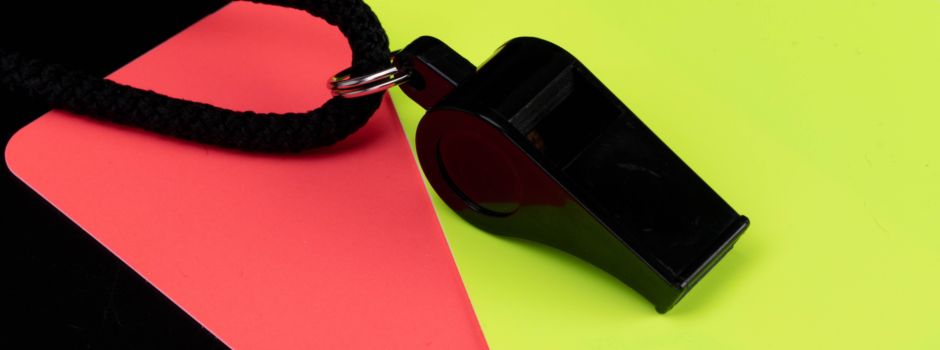 Zu lauter Pfiff: Wiesbadener Amateur-Schiedsrichter muss Schmerzensgeld zahlen