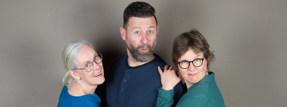 Auftritt zwischen Büchern