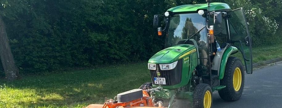 Neuer Gemeindetraktor im Einsatz