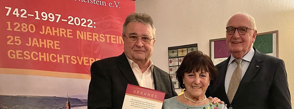Geschichtsverein Nierstein:  Mitgliederversammlung mit viel Zuspruch / Hans Hofmann neues Ehrenmitglied
