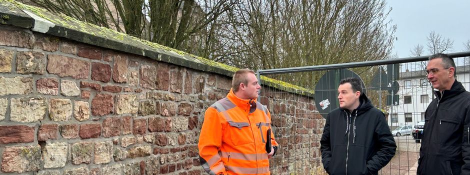 Sanierungsmaßnahme an der Friedhofsmauer in Siersburg Itzbach