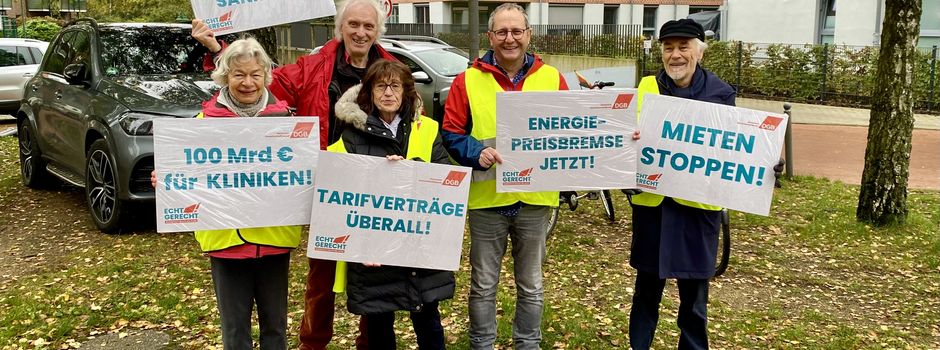 Demo mit Plakaten für „Echt gerecht!“