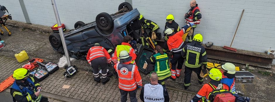 Großübung von Polizei, Rettungsdiensten und Feuerwehr in Budenheim