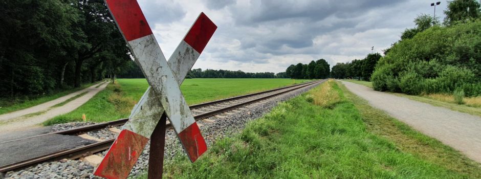 Bahnübergänge „Leitzingen I und II“ erhalten Halbschranken und Lichtzeichen