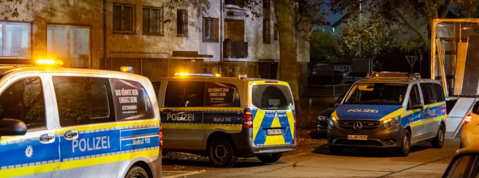 Autohaus-Mitarbeiter in Wiesbaden mit Waffe bedroht – großer Polizeieinsatz