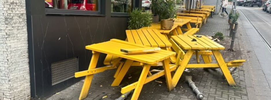 Betrunkener fährt in Mainzer Bar-Terrasse – Polizei stoppt ihn in Wiesbaden