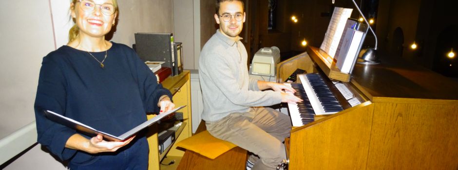 Stimmungsvoll in den Advent in der Kirche Sankt Petrus in Ketten in Hellenhahn (8. Dezember 2024)