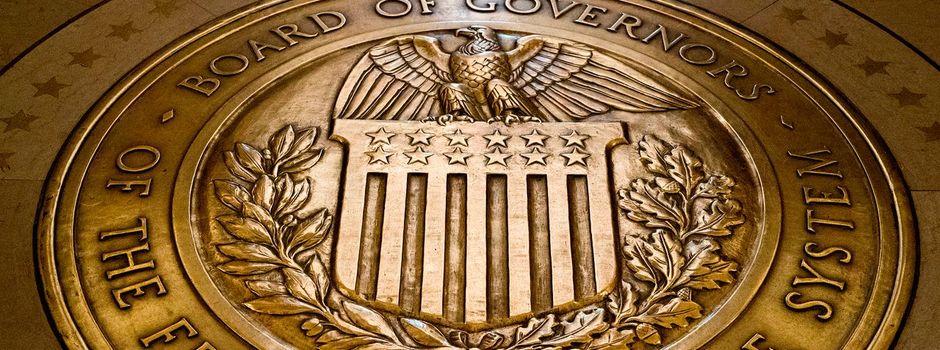 US-Notenbank Fed hält Leitzins auf hohem Niveau stabil