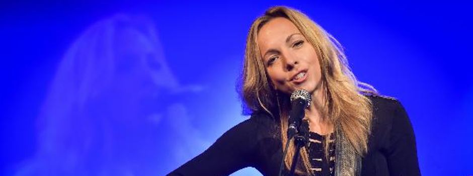 Melanie Dekker – TENDER & WILD TOUR
