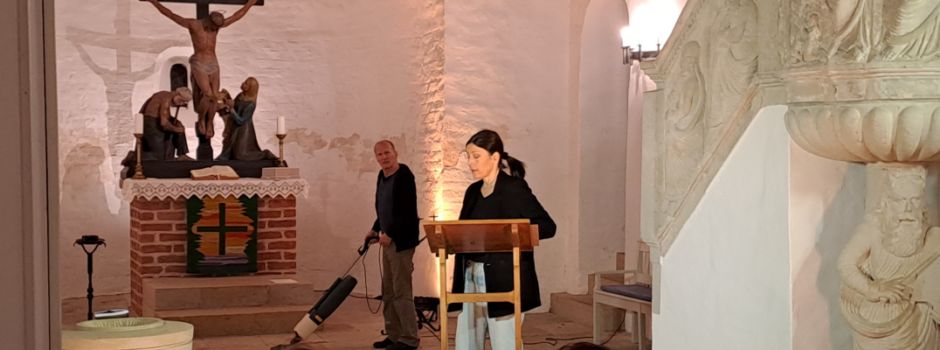Theater in der Kirche in  Lorenzkirch   
