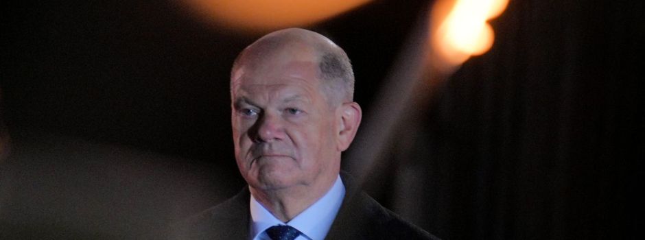 «Respect» zum Abschied: Zapfenstreich für Scholz