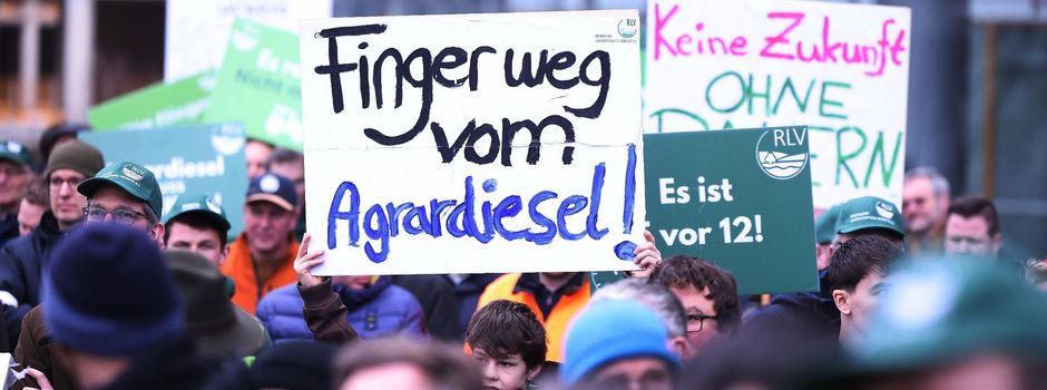 Bundestag beschließt Abbau von Steuerentlastungen für Bauern