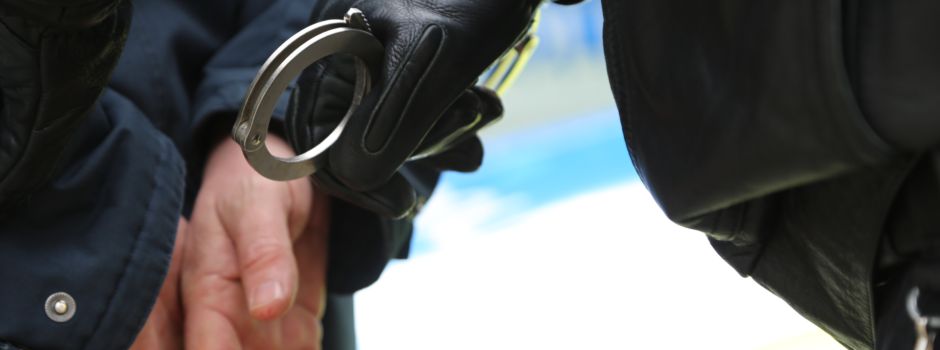 Polizei nimmt Dealer fest