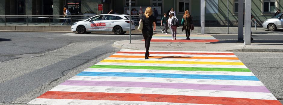 Mainz bekommt ersten Regenbogen-Zebrastreifen