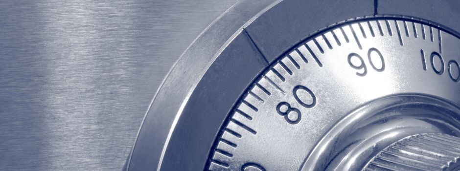 Einbrecher stehlen schweren Tresor