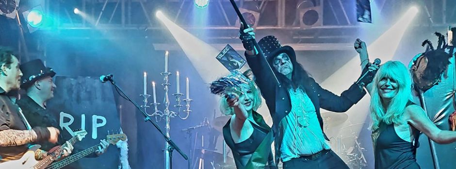 Willkommen im Albtraum: „Black Widow“ bringt Alice-Cooper-Spektakel ins Alte E-Werk