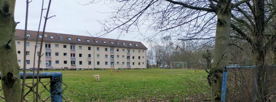 Spielplatz soll Flüchtlingsunterkunft weichen: Anwohner protestieren