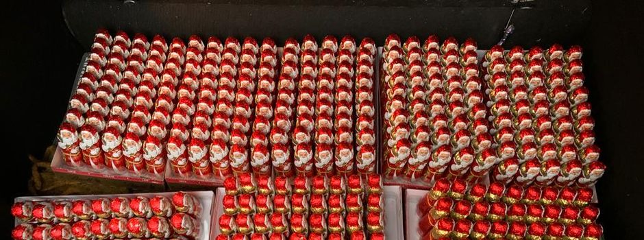 Nierstein: keine Nikoläuse zum Adventsmarkt - heute 400 in die Kitas gebracht