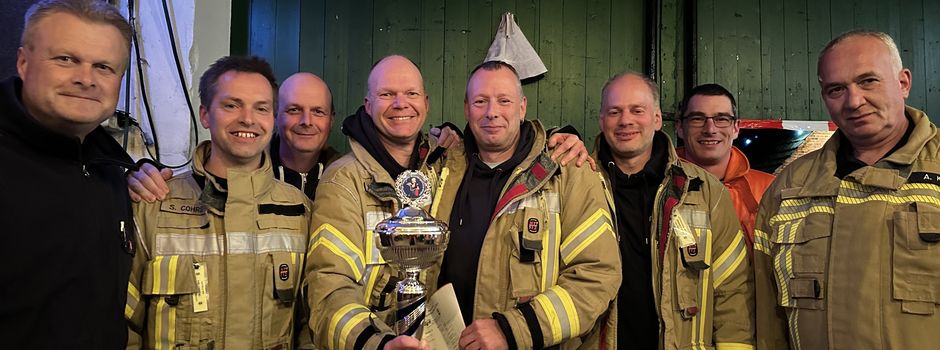 Feuerwehrleute aus Heber Sieger beim Nachtmarsch in Gilmerdingen