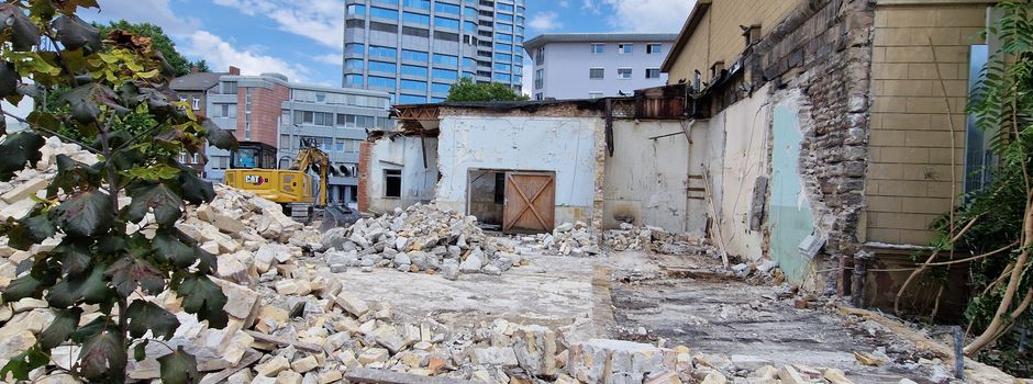 „Gammelhaus“ am Hauptbahnhof wird abgerissen – Tierschützer schlagen Alarm