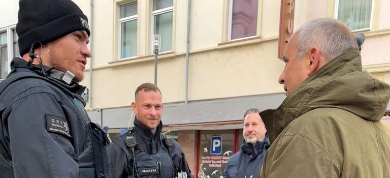Razzia in Wiesbaden: „Ganze Bevölkerungsgruppen unter Generalverdacht“