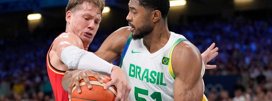 Dank Schröder: Deutsche Basketballer im Viertelfinale