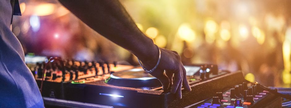 Jugendliche wollen Open-Air-Partys im Sommer