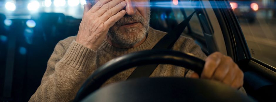 84-Jähriger überfährt Verkehrsinsel