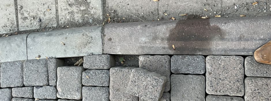 Pflasterarbeiten werden nachgearbeitet