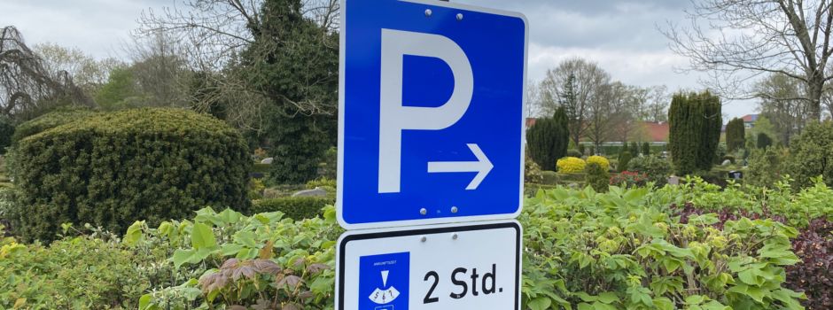 Parkzeitbegrenzung auf dem Parkstreifen „Am Friedhof“ in Himmelpforten