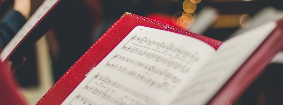 Musikalische Vielfalt im Advent: Drei Chöre laden zum Konzert in die Kirche St. Peter