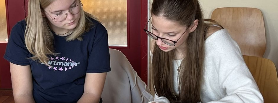 Kinderstimmen führen durch Podelzig