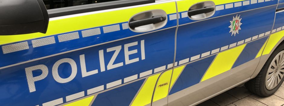 Niederkasselerin übersieht Gegenverkehr beim Wenden: Unfall mit einer Verletzten