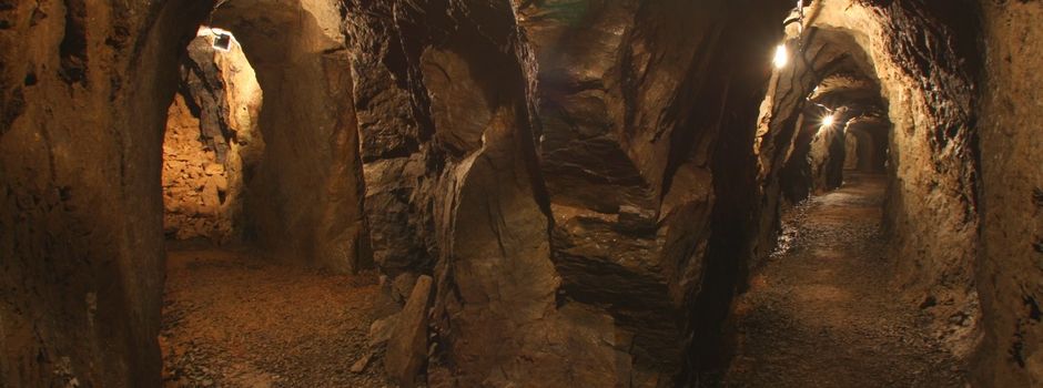 Besucherführungen in der Grube Edelstein