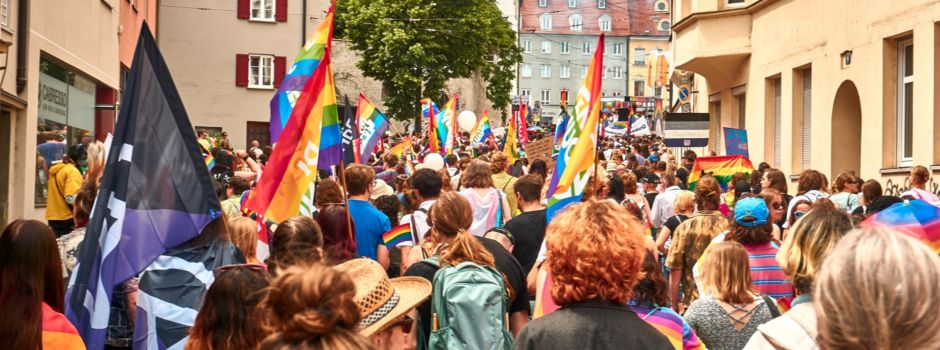 Cheers to the Queers! – So vielseitig war der CSD 2024 in Augsburg
